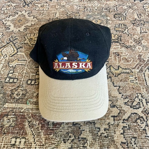 Vintage Other - Vintage Embroidered Alaska Eagle Tourist Dad Hat in Black/Beige